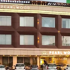 Pearl Wood 3*, Zirakpur India