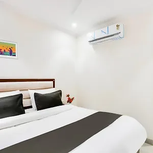 Hotel O Ivory, New Delhi